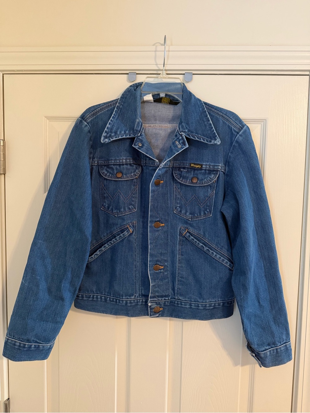 Vintage Wrangler Medium Blue Women's Denim Jean Jacket